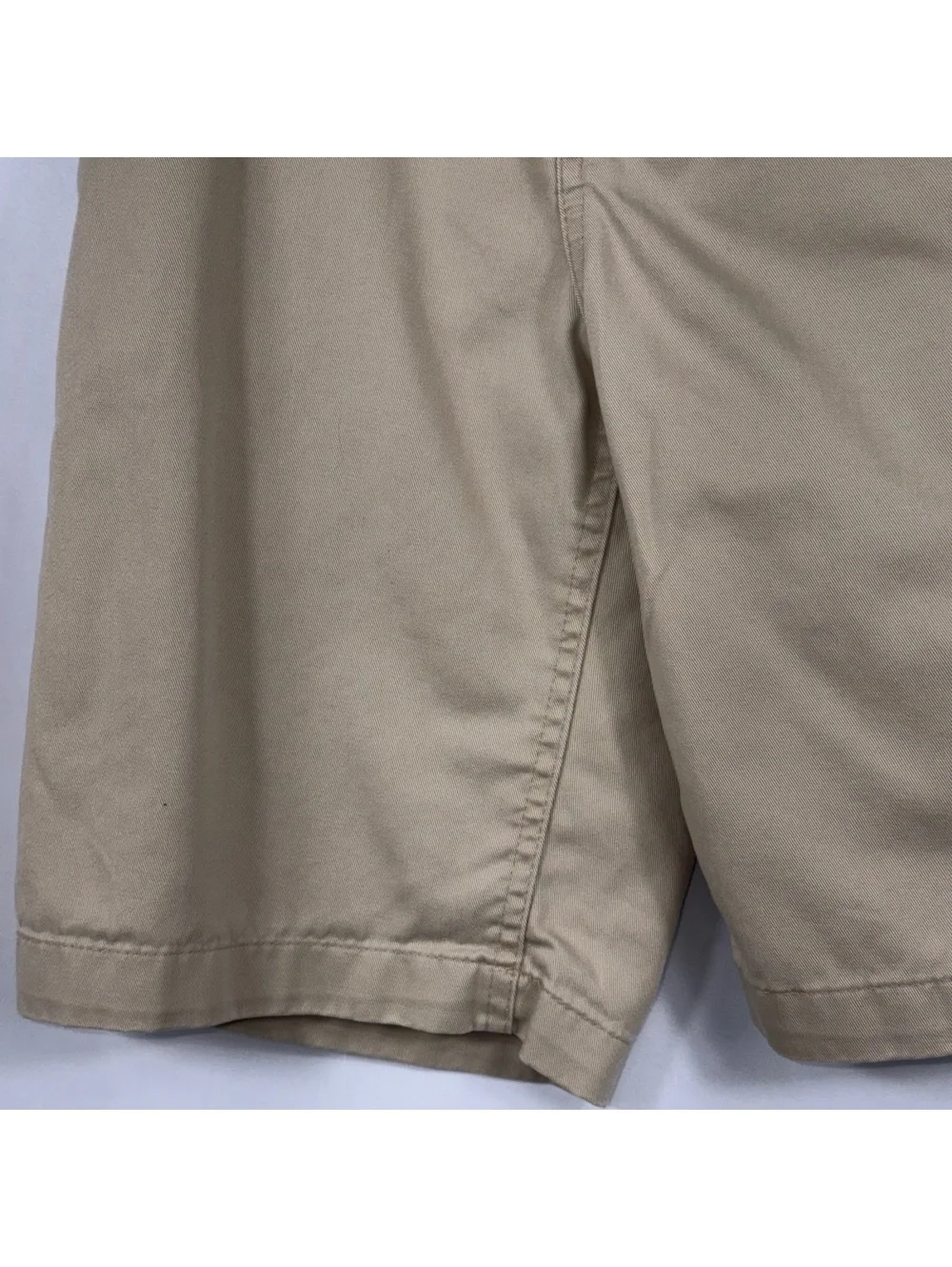 Old Navy Size 12 Khaki Chino Bermuda Shorts